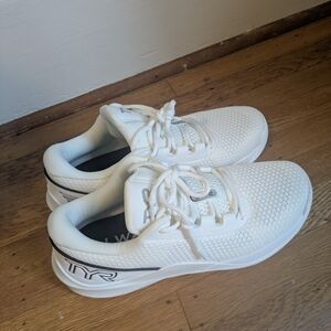 TYR CXT-2 Cross-Trainers / Sneakers